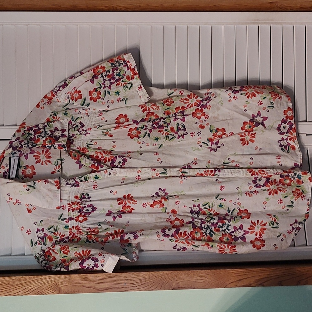 Croft and Barrow smocked top